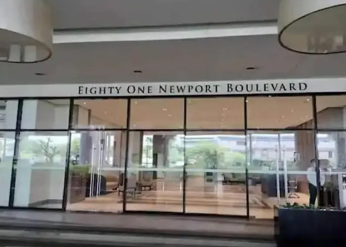 Apartahotel Newport Sky Eighty One Building