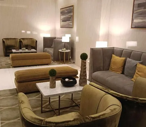 Grand Staycation 81 Newport マニラ市