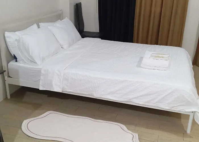 Grand Staycation 81 Newport マニラ市