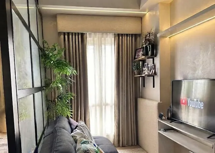 Grand Staycation 81 Newport * マニラ市